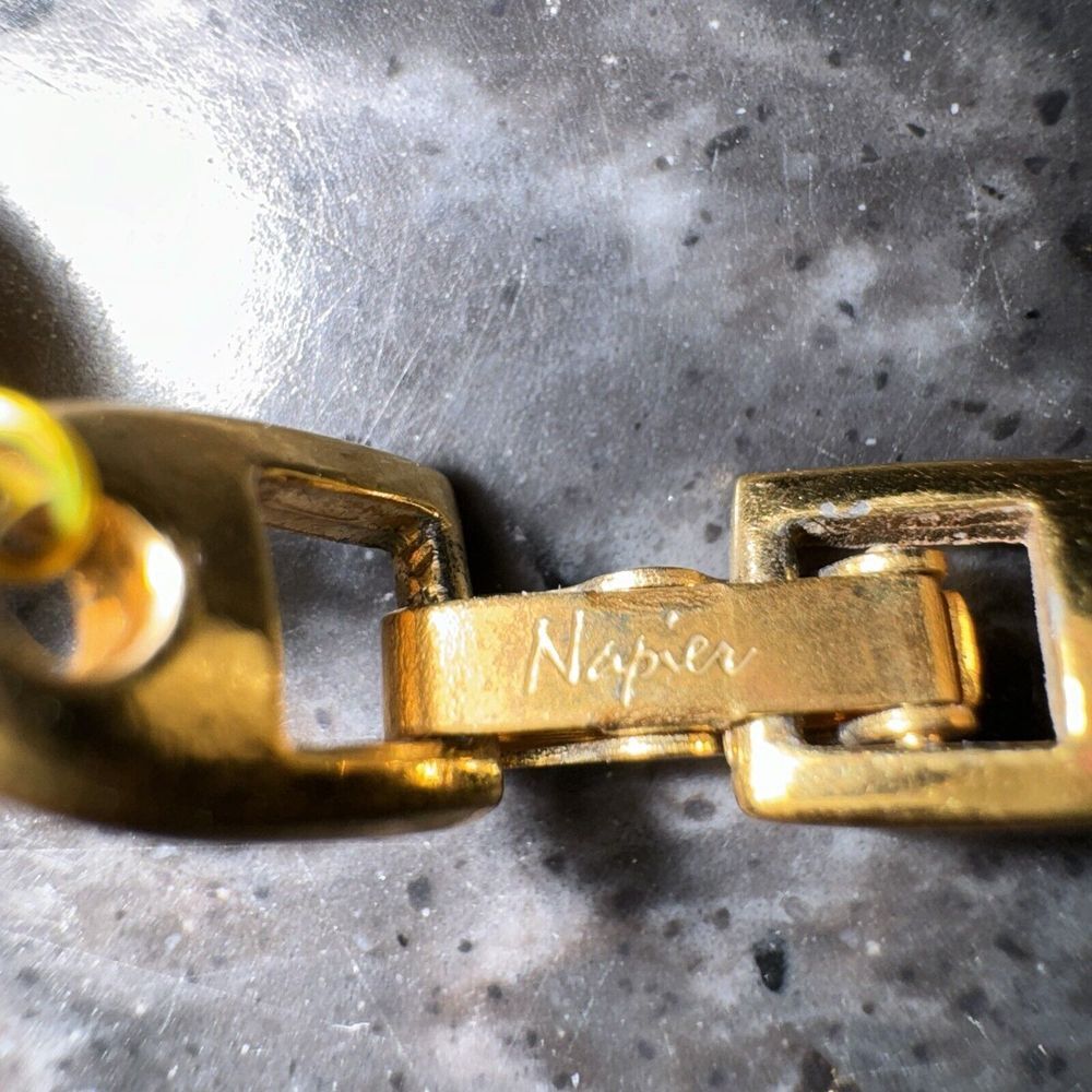 Vintage 16" Napier Ivory & Gold Tone Bib Choker Necklace w/ Round Ivory Beads - Picture 4 of 4